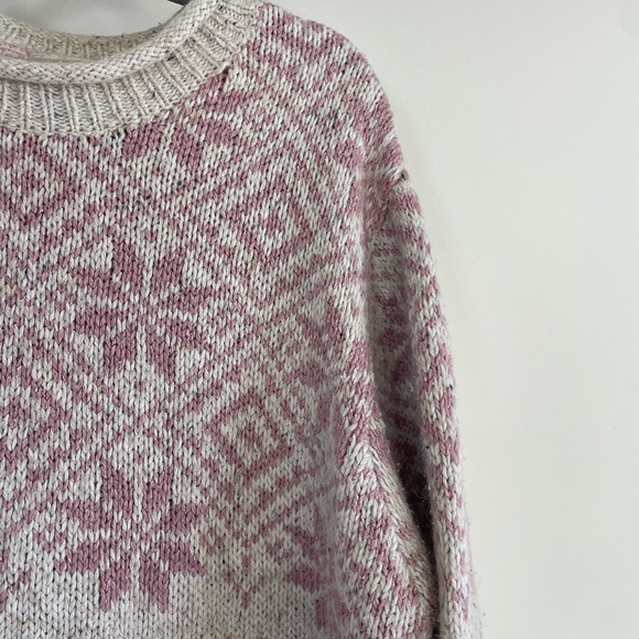 Women's Pink and Cream vintage Sweater - Picture 3 of 6